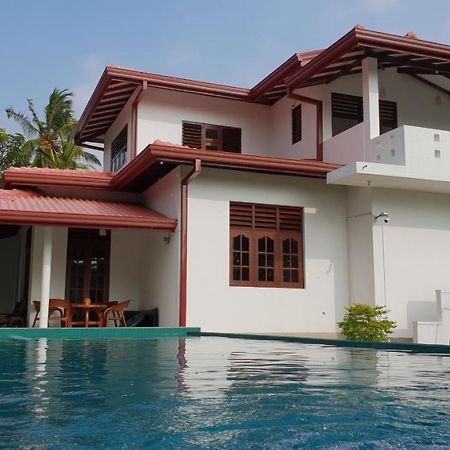 Emildale Villa Wadduwa Buitenkant foto