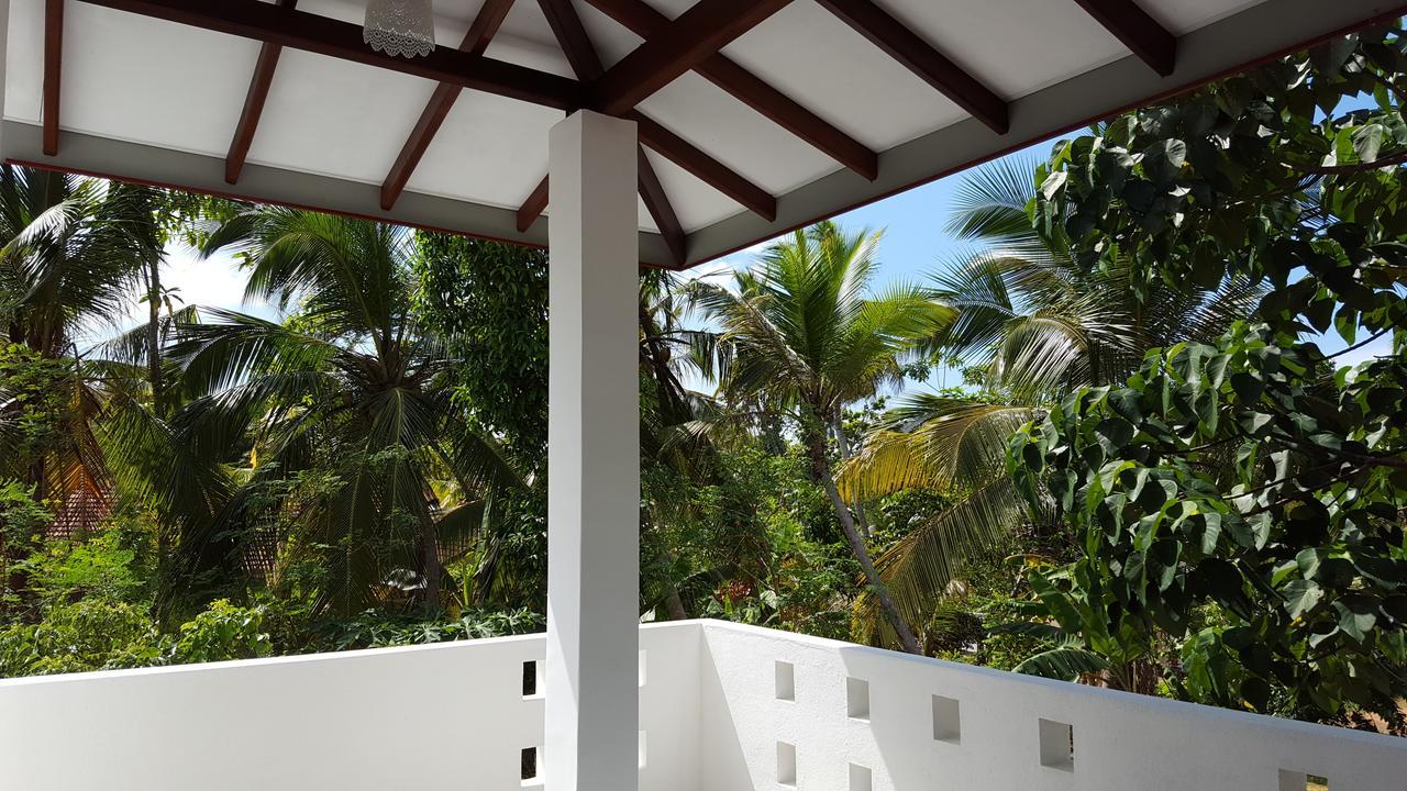 Emildale Villa Wadduwa Buitenkant foto