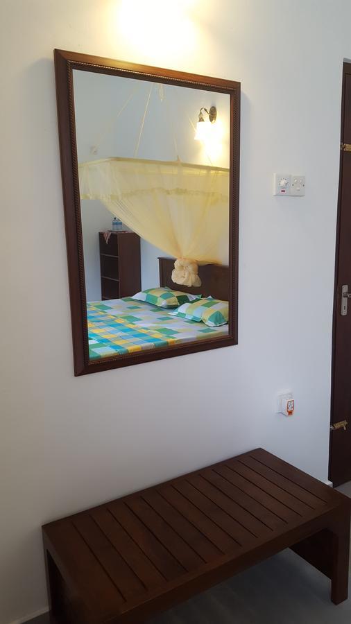 Emildale Villa Wadduwa Buitenkant foto