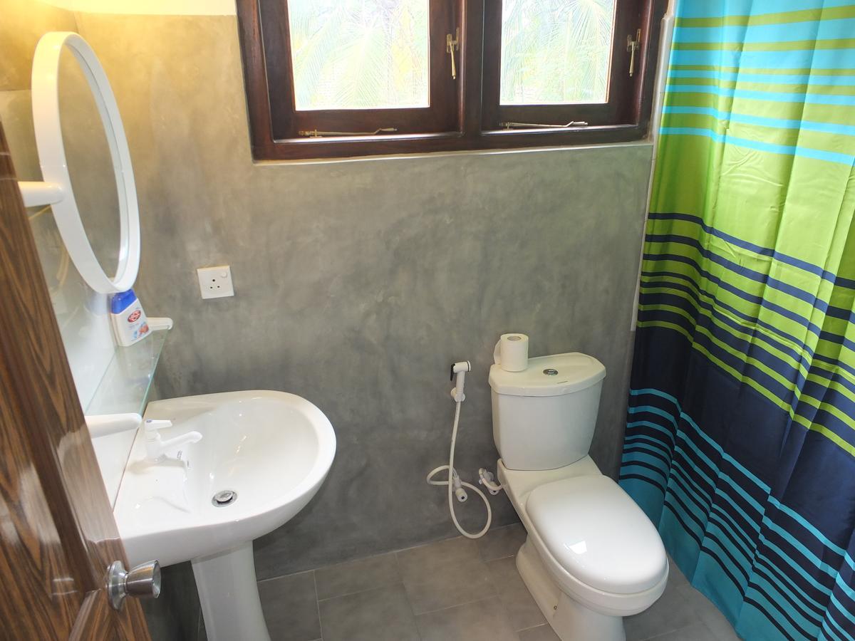 Emildale Villa Wadduwa Buitenkant foto