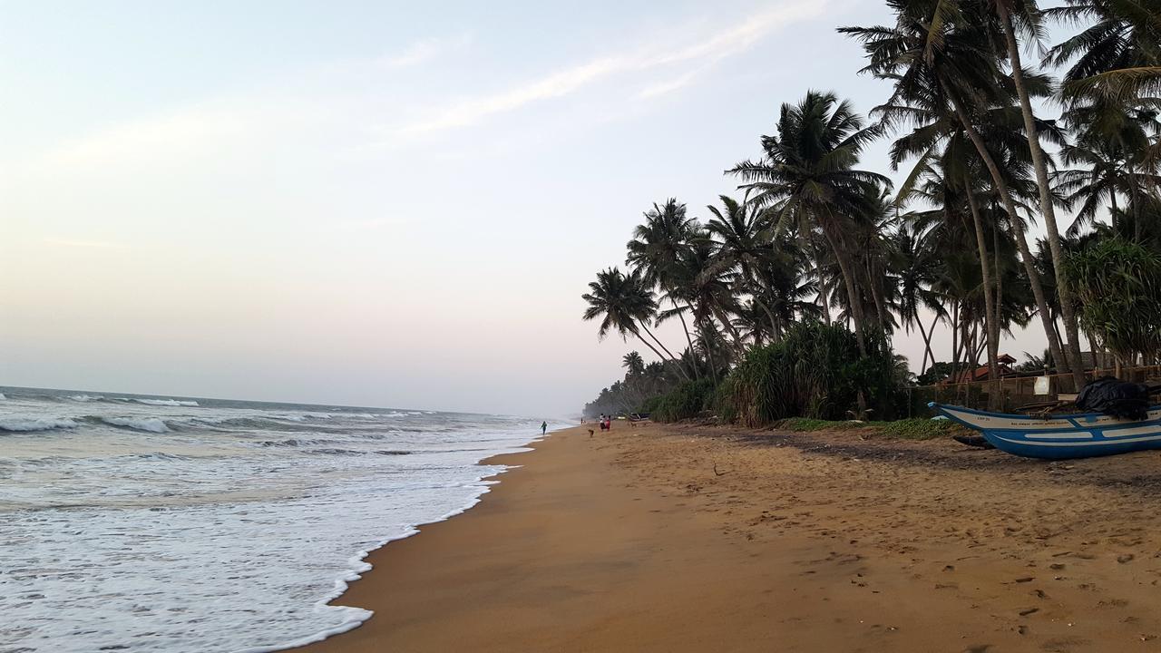 Emildale Villa Wadduwa Buitenkant foto