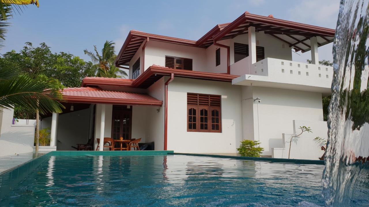 Emildale Villa Wadduwa Buitenkant foto